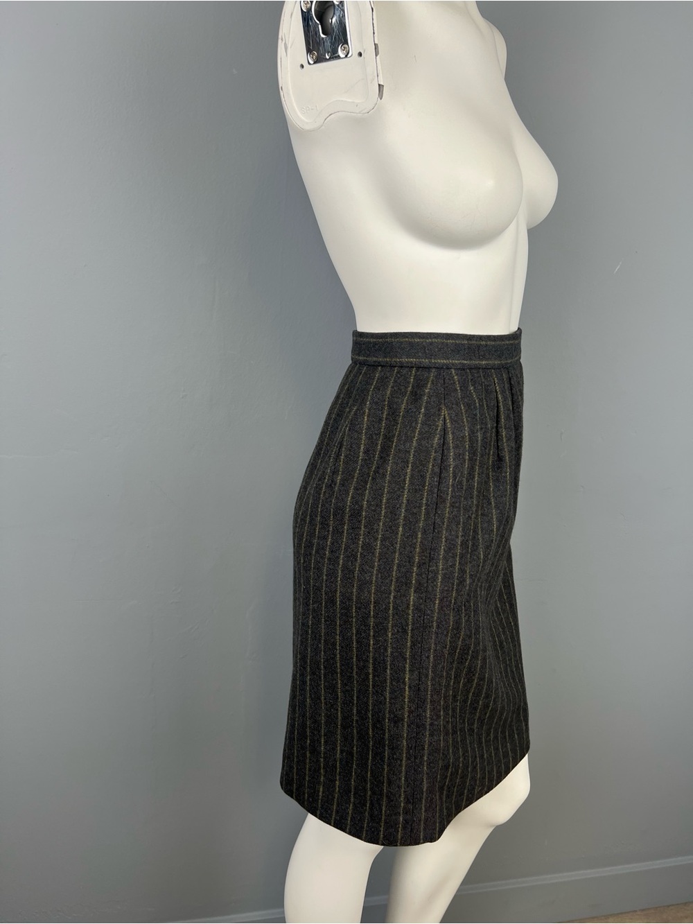 Vintage Valentino Women’s Charcoal Wool Pinstripe Pencil Skirt